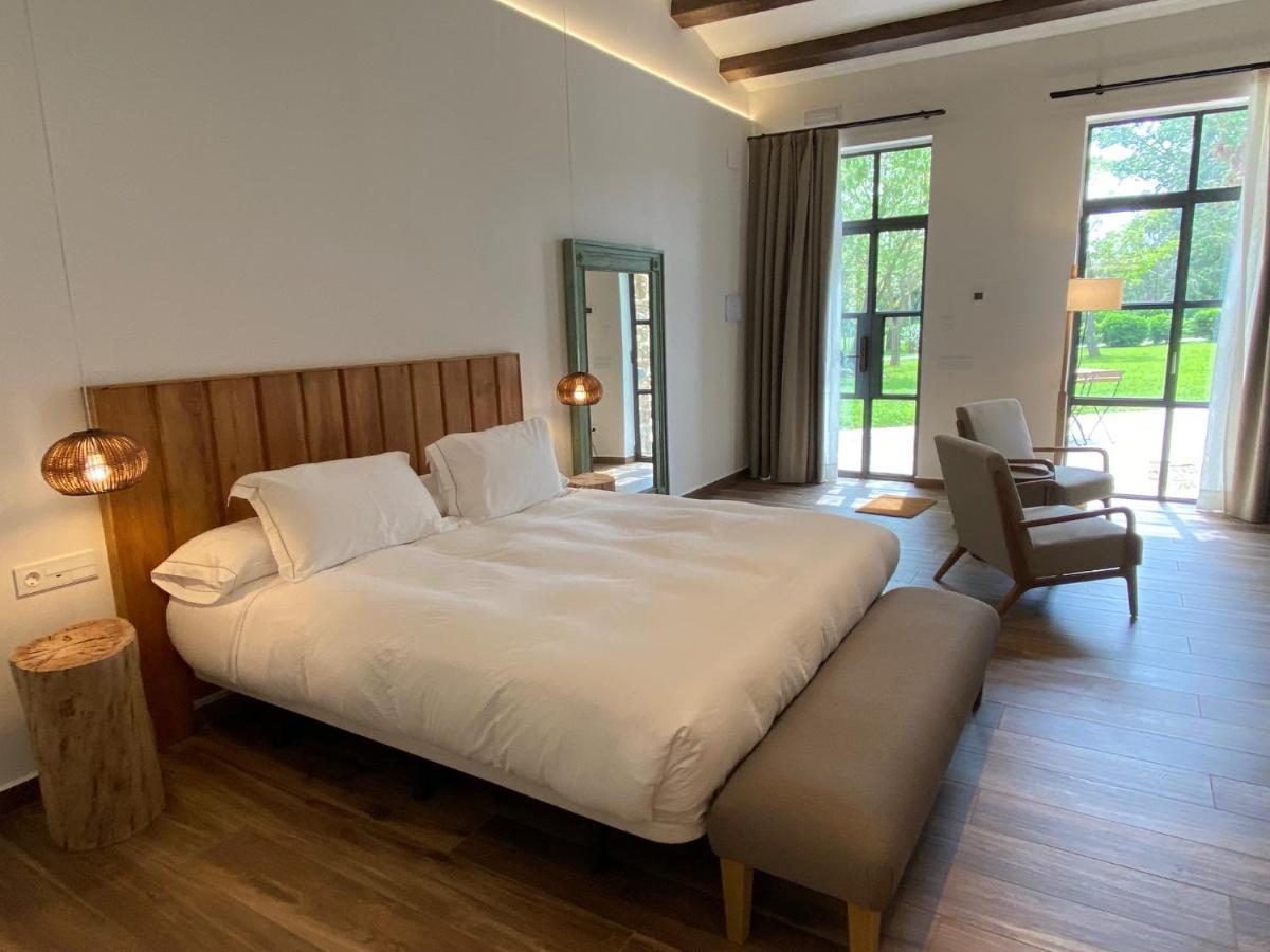 Hotel Mas Aret Пералада Екстер'єр фото
