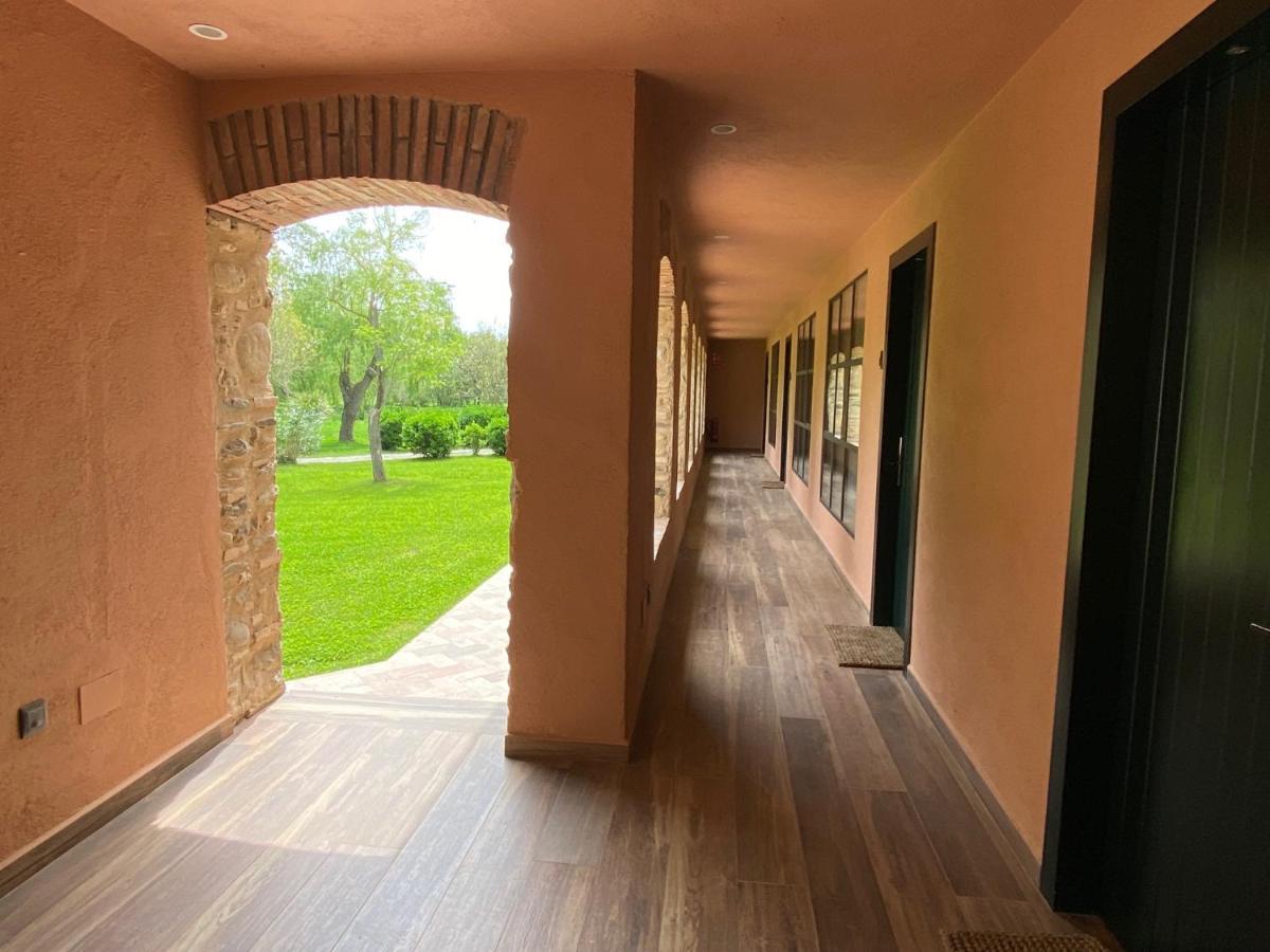 Hotel Mas Aret Пералада Екстер'єр фото
